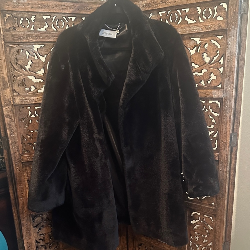Calvin Klein Women's Elegant Black Teddy Jacket